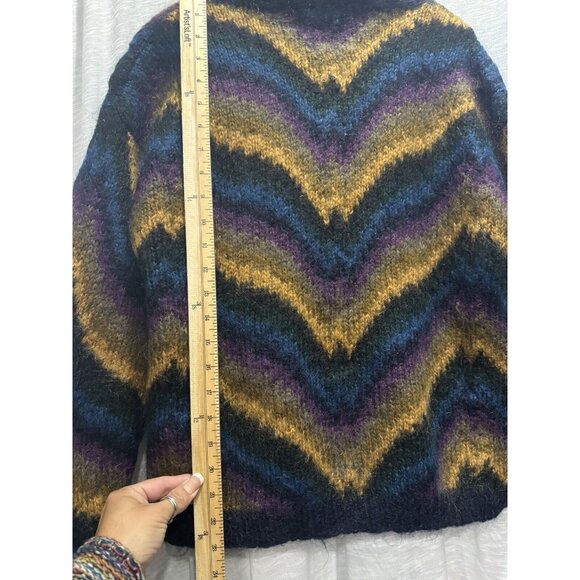 fbdesigns ~ Mohair blend Sweater Size Medium ~ Soft and Luxurious - Picture 6 of 10